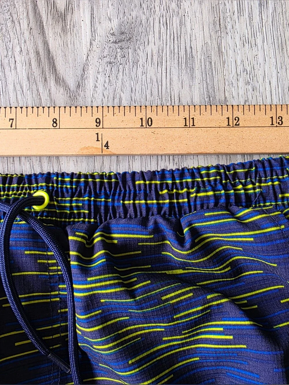 Eddie Bauer Boys Swim Trunks XL 18/20 Blue Green Mesh Lined Board Shorts
